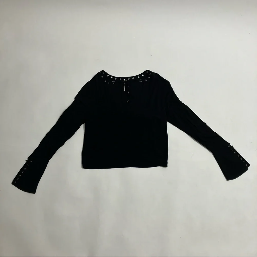 FREE PEOPLE bell sleeve rivet tie chest crop top